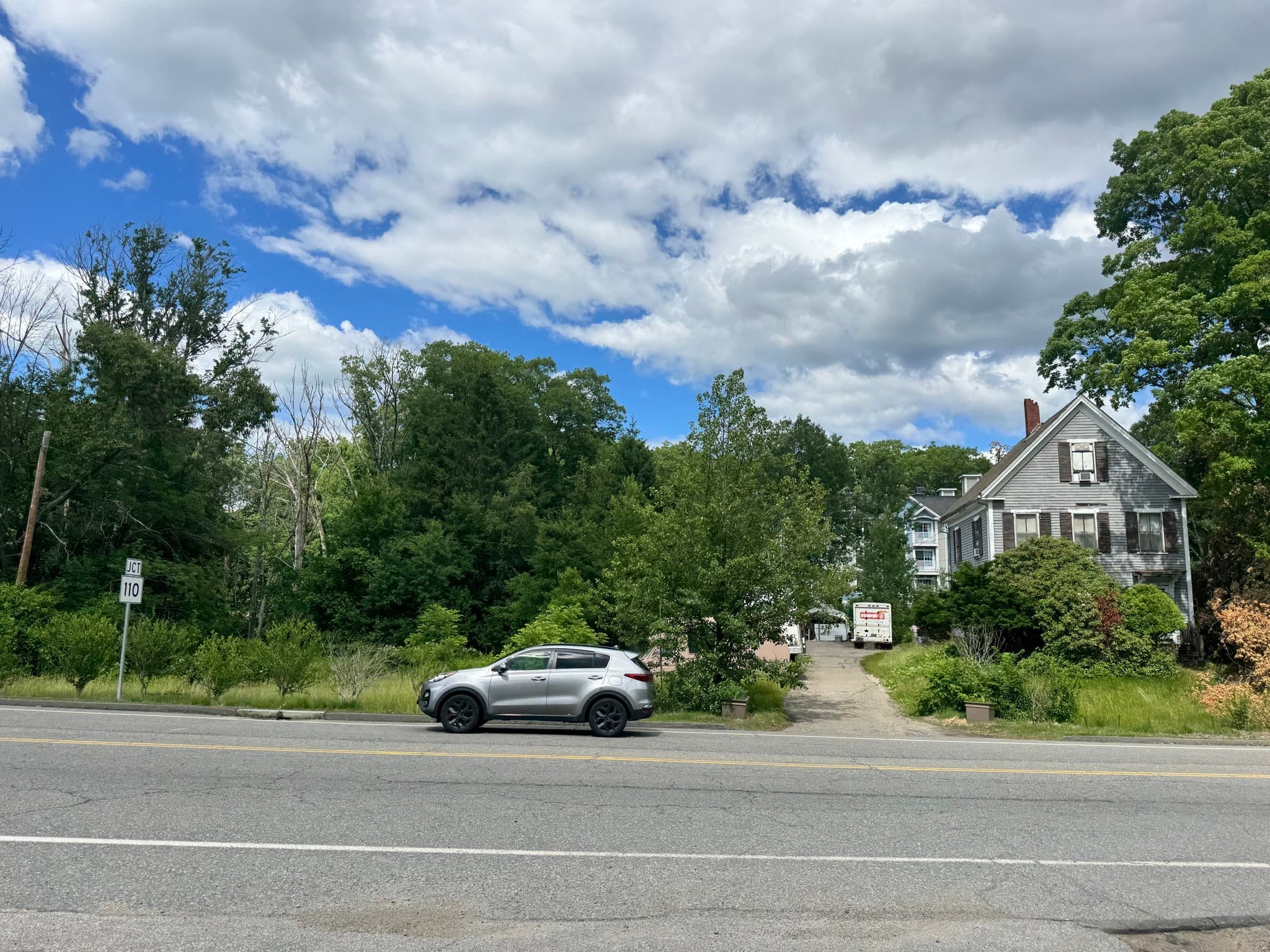 Single Family Residence at 21 Broad St, Merrimac MA 01860, Merrimac, photo 3 of 4