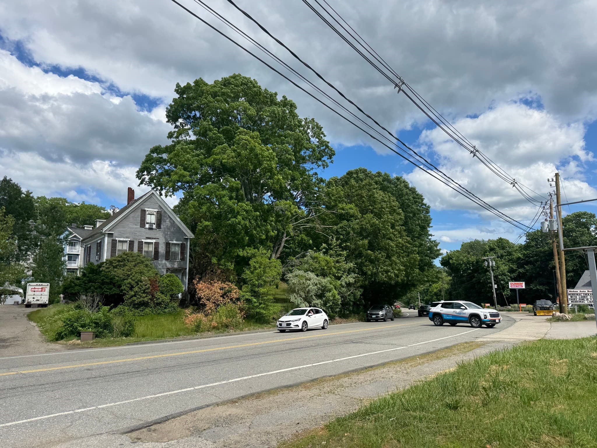 21 Broad St, Merrimac MA 01860