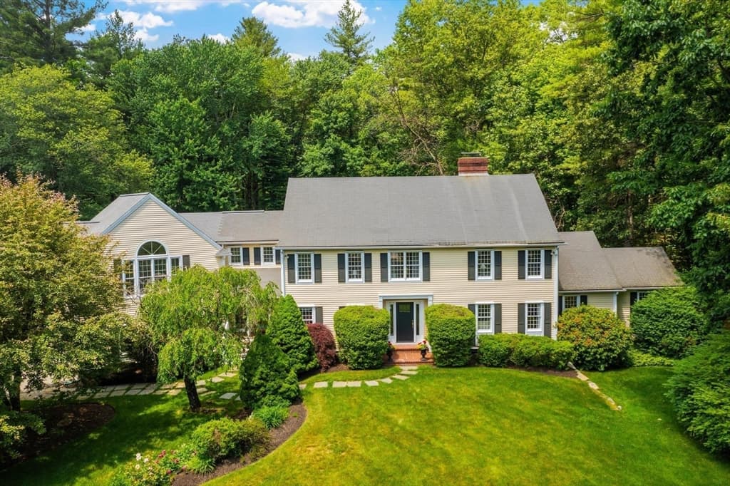 9 Ladyslipper Ln, Acton MA 01720