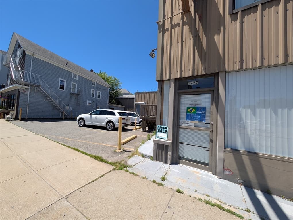 1777-1791 S Main St, Fall River MA 02724