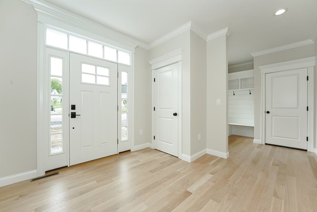 Single Family Residence at 439 Landry Ave, North Attleboro MA 02760, North Attleboro, photo 38 of 42