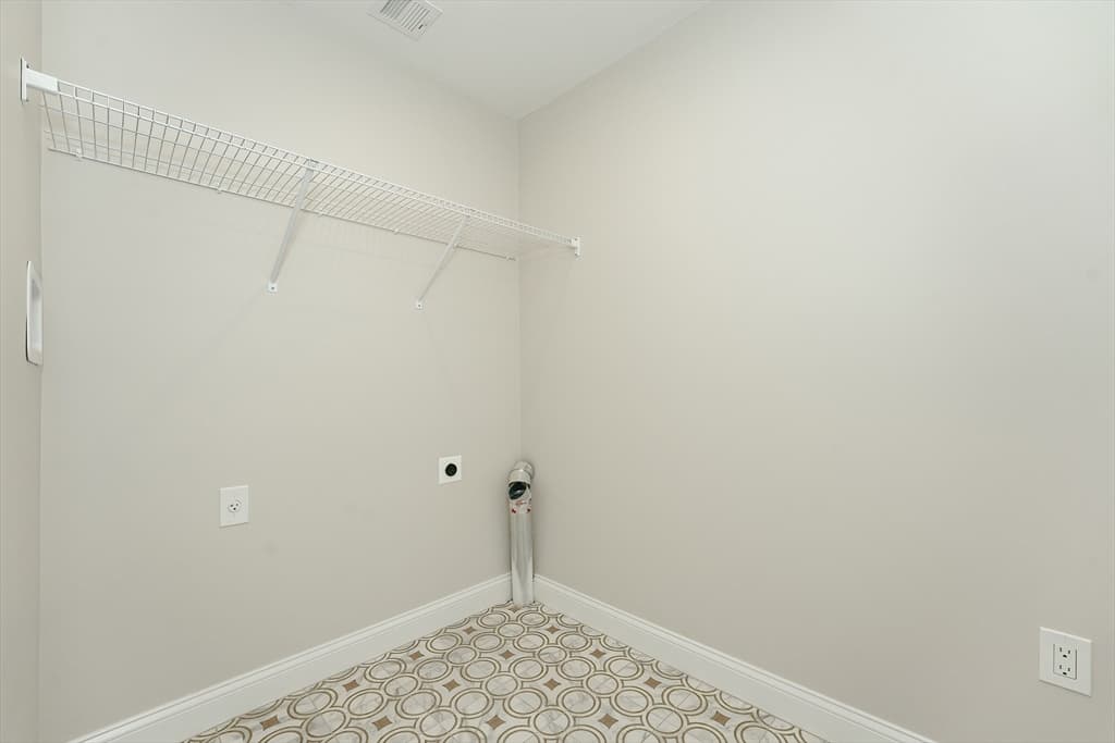 Single Family Residence at 439 Landry Ave, North Attleboro MA 02760, North Attleboro, photo 14 of 42