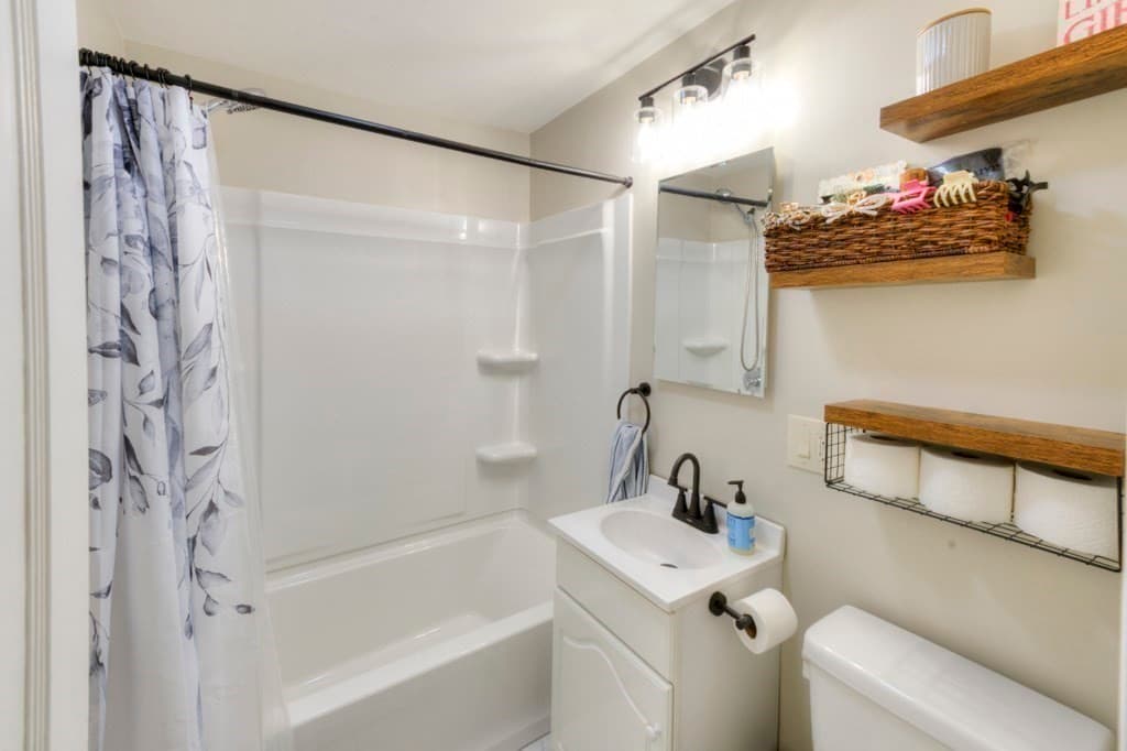 154 Boylston Street, Shrewsbury MA 01545 photo 8