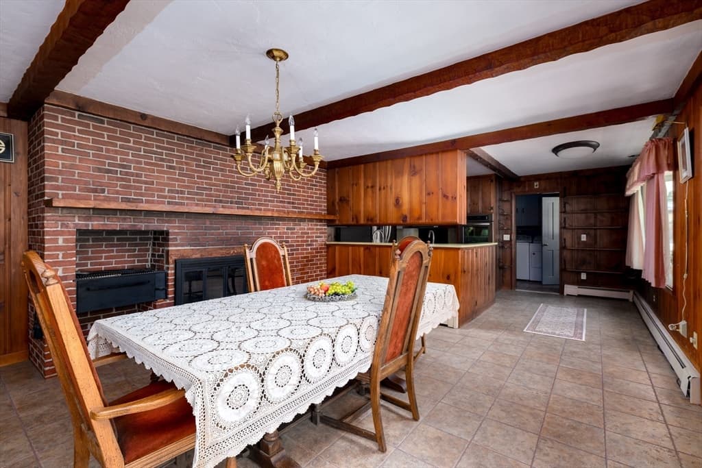 Single Family Residence at 55 Oldcommon Road, Auburn MA 01501, Auburn, photo 9 of 35