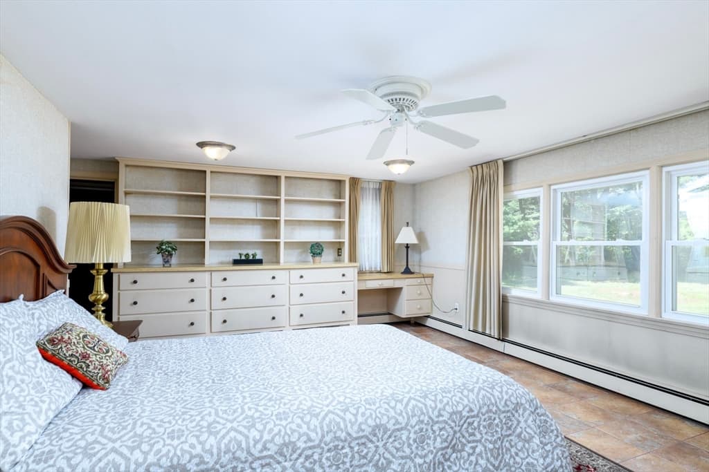Single Family Residence at 55 Oldcommon Road, Auburn MA 01501, Auburn, photo 18 of 35