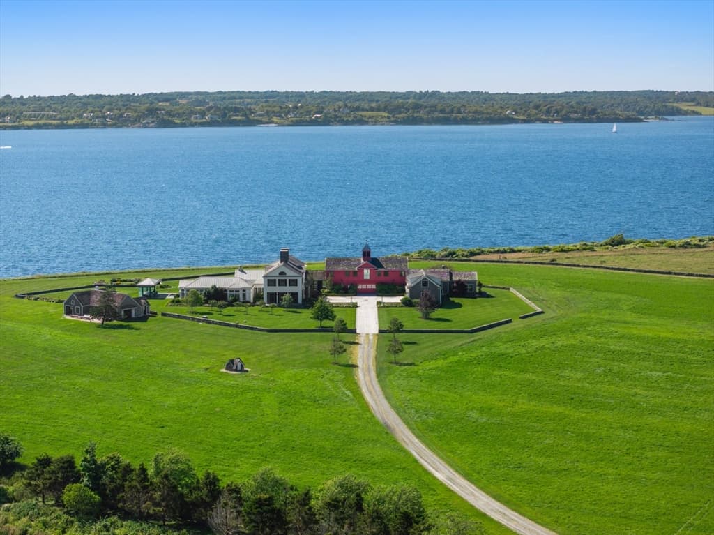 441 W Main Road, Little Compton RI 02837