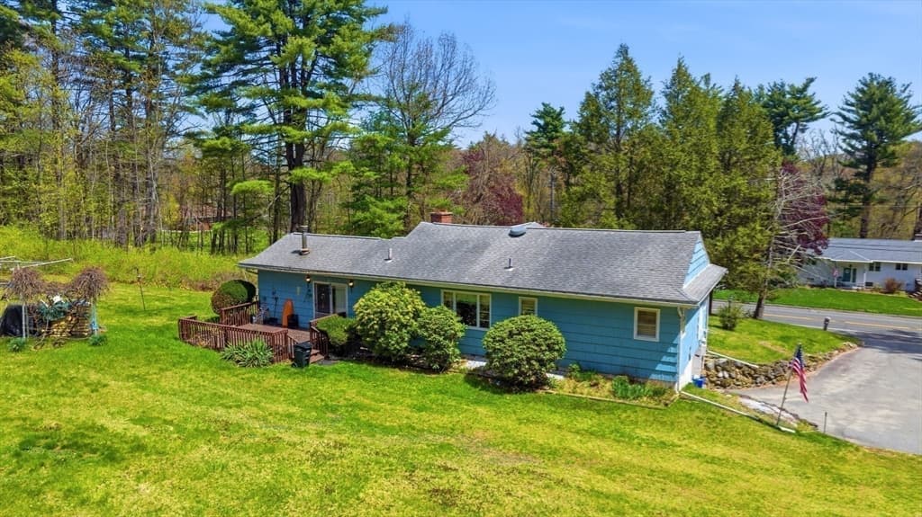 Single Family Residence at 817 Somers Rd, East Longmeadow MA 01028, East Longmeadow, photo 12 of 34