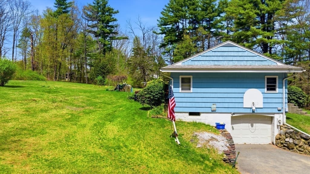 Single Family Residence at 817 Somers Rd, East Longmeadow MA 01028, East Longmeadow, photo 10 of 34