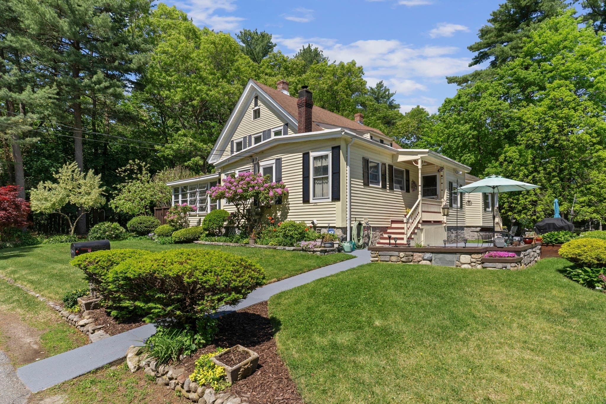 14 Naylor St, Chelmsford MA 01863