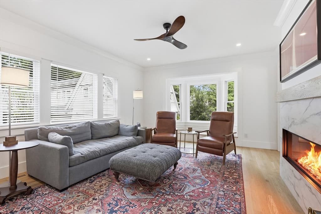 38 Edgewood Rd # 2, Lexington MA 02420 photo 3