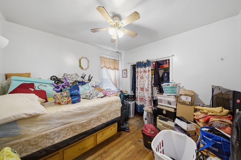 3 Family at 133 Oak St, Holyoke MA 01040, Holyoke, photo 24 of 27