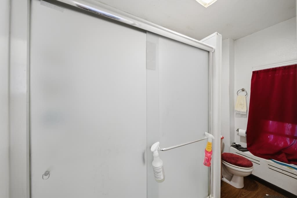 3 Family at 133 Oak St, Holyoke MA 01040, Holyoke, photo 14 of 27