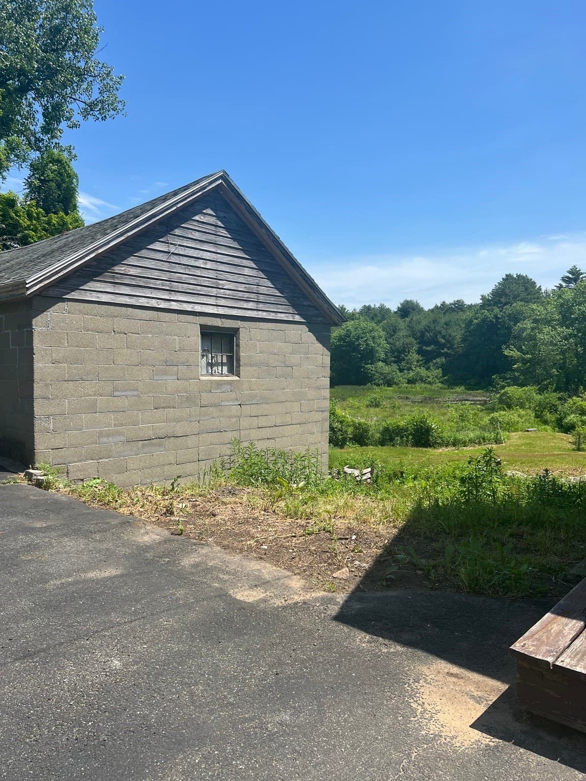 Single Family Residence at 19 Greenwich Plains Rd, Ware MA 01082, photo 6 of 37