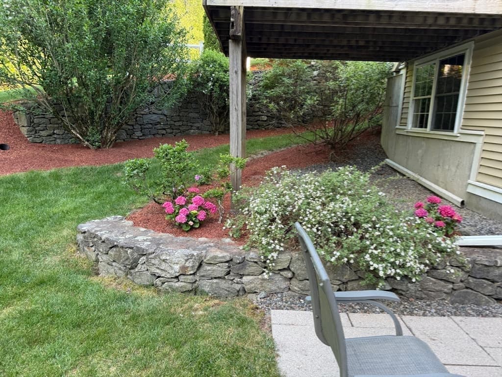 308 Sprucewood Ln # 308, Clinton MA 01510 photo 17