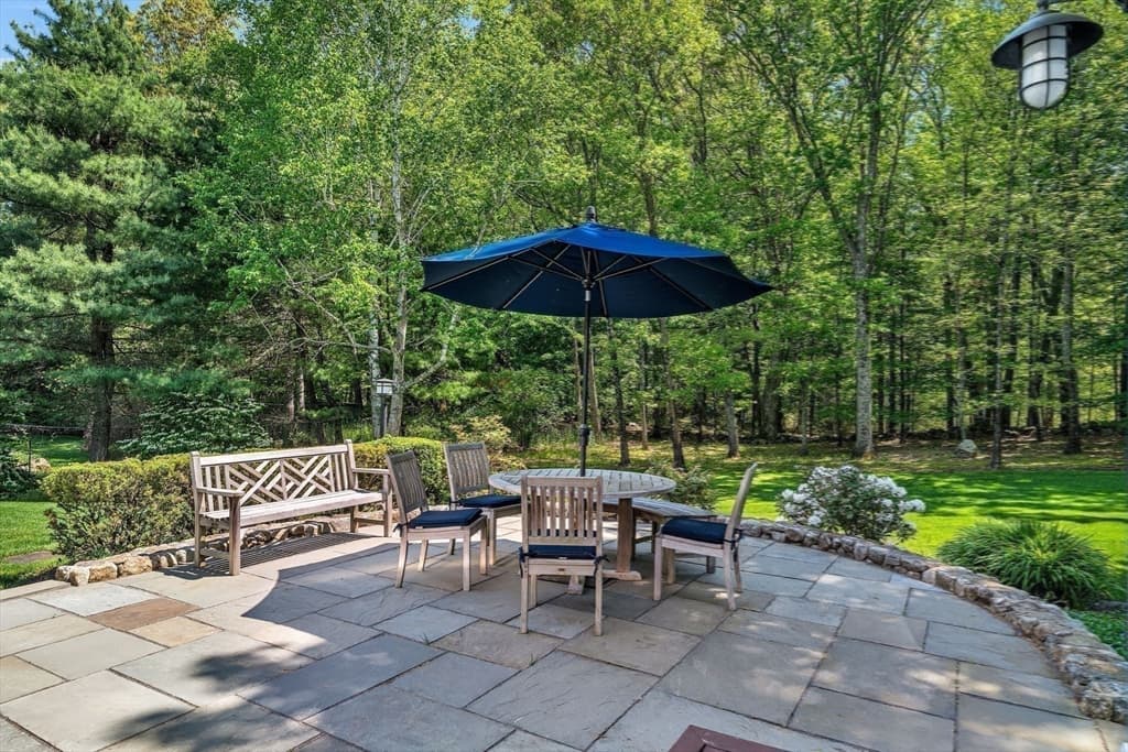 Single Family Residence at 10 Chandler Circle, Weston MA 02493, Weston, photo 4 of 27
