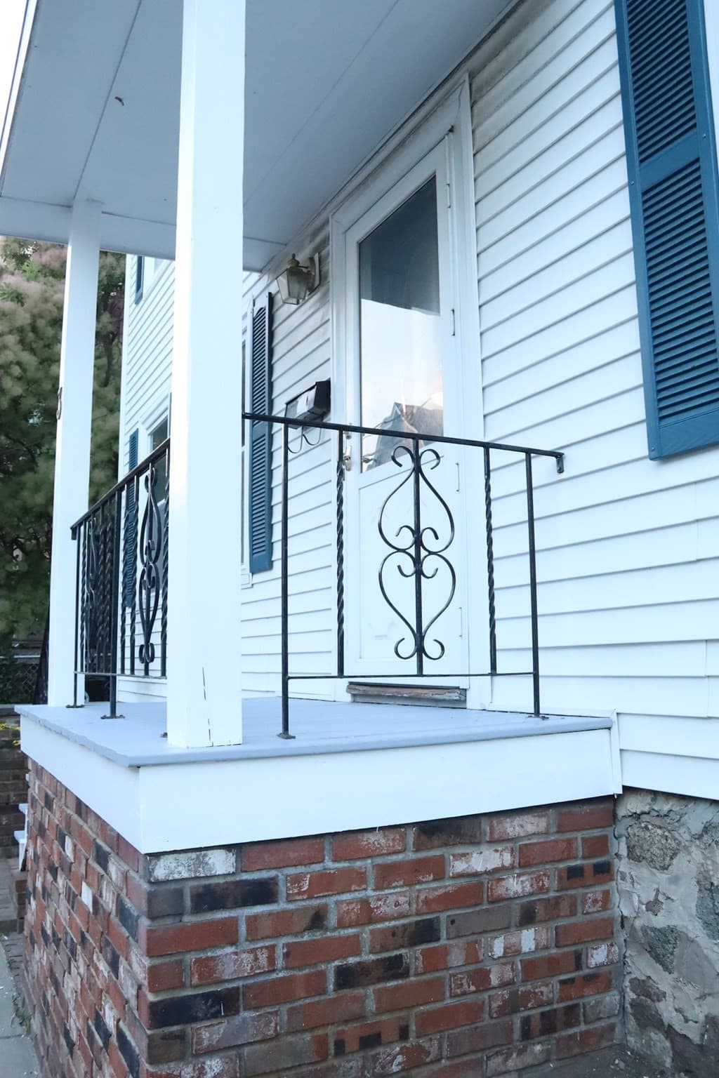2 Family - 2 Units Up/Down at 3 Chase Street, Salem MA 01970, Salem, photo 2 of 13