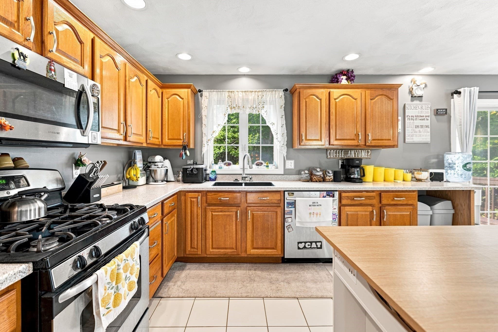 Single Family Residence at 793 Montgomery, Fall River MA 02720, Fall River, photo 13 of 37
