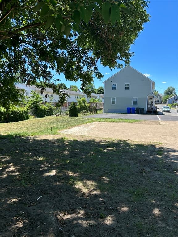 2 Family - 2 Units Side by Side at 35-37 Pine St Court, Springfield MA 01105, Springfield, photo 3 of 42