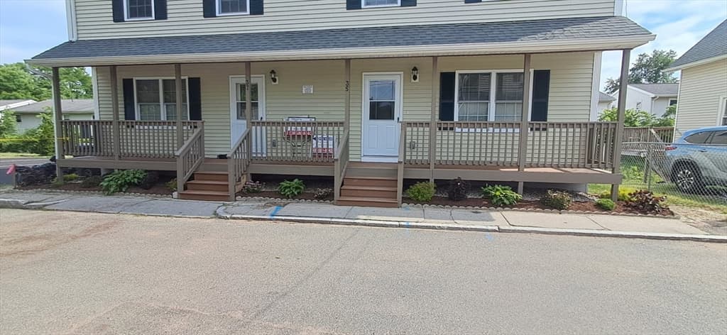 2 Family - 2 Units Side by Side at 35-37 Pine St Court, Springfield MA 01105, Springfield, photo 38 of 42