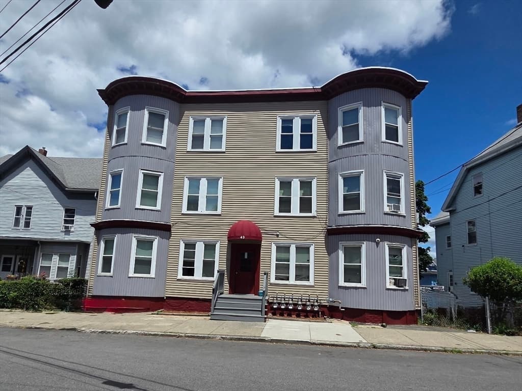 43 Highrock Street, Lynn MA 01902