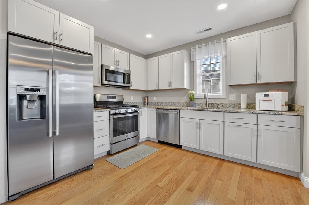 Condominium at 7 Gorham St # 57, Chelmsford MA 01824, photo 9 of 17