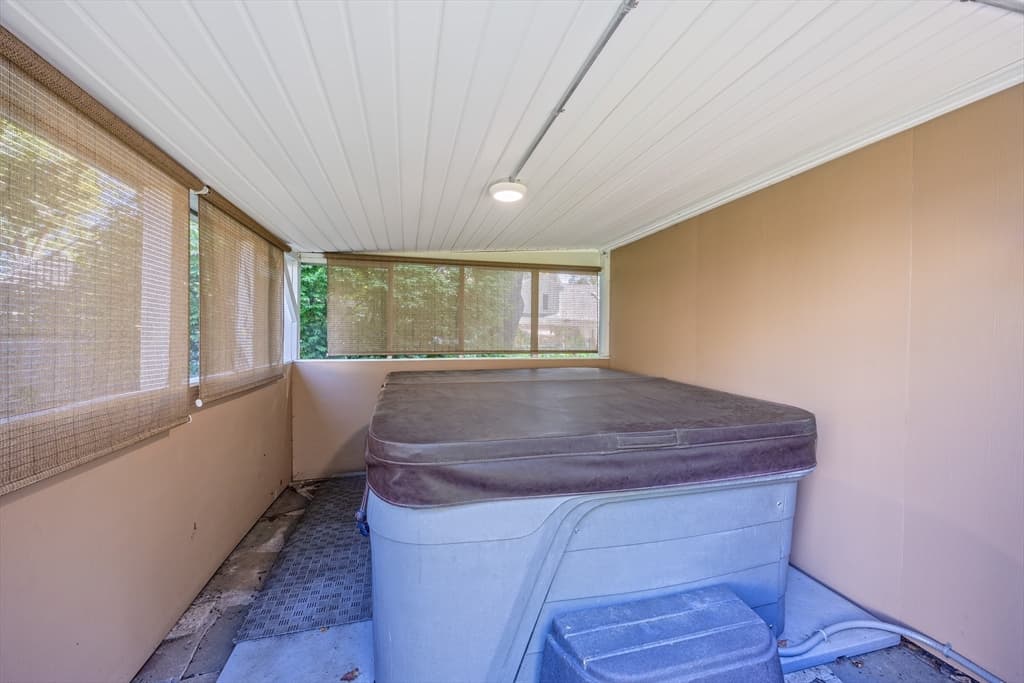 Single Family Residence at 1 Lexington St, South Hadley MA 01075, photo 12 of 40