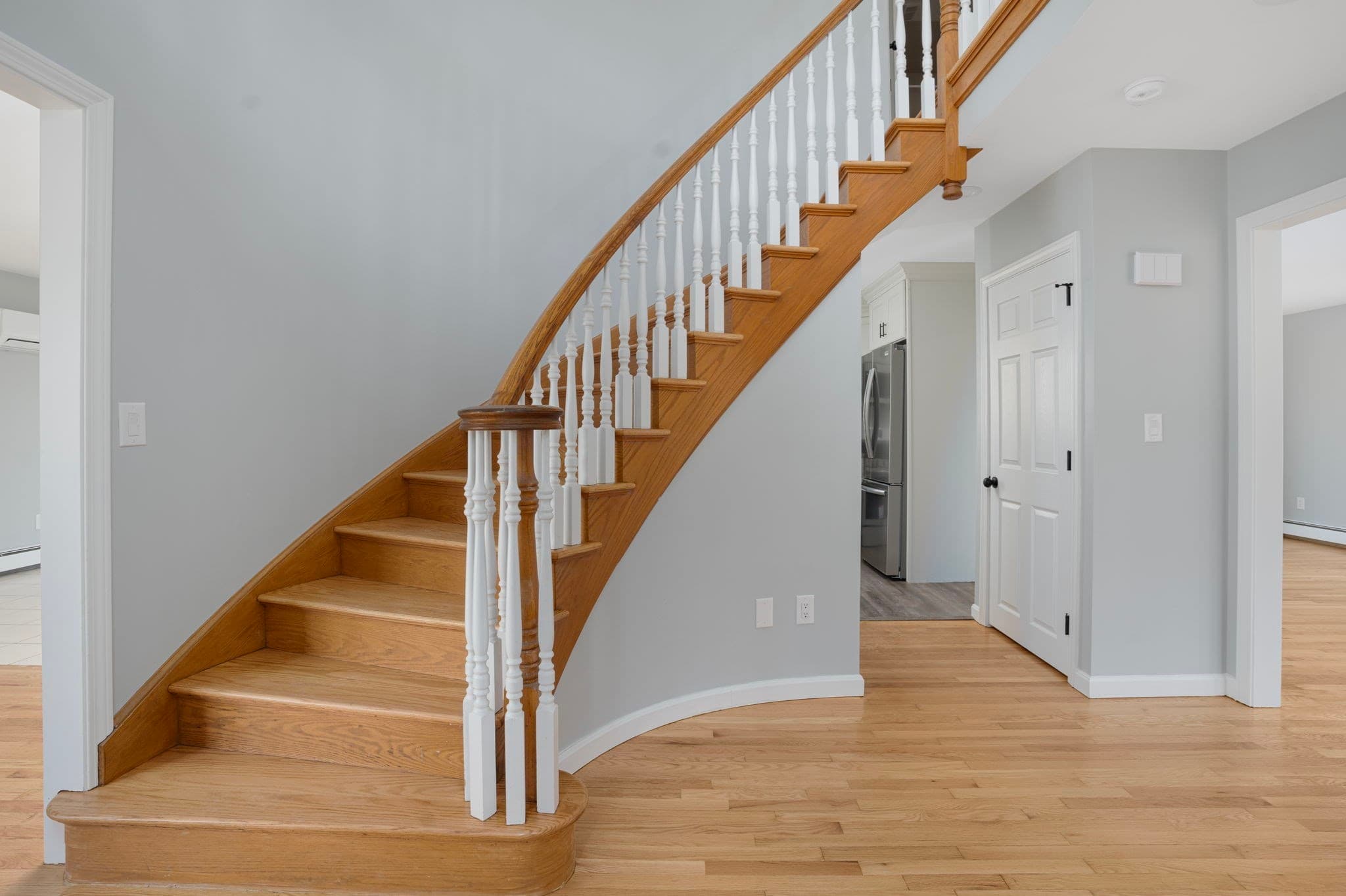 Single Family Residence at 295 Frenchtown, East Greenwich RI 02818, East Greenwich, photo 3 of 26