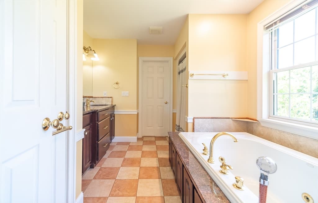 Single Family Residence at 28 Parker St, East Longmeadow MA 01028, East Longmeadow, photo 24 of 41