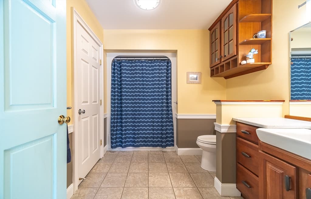 Single Family Residence at 28 Parker St, East Longmeadow MA 01028, East Longmeadow, photo 15 of 41