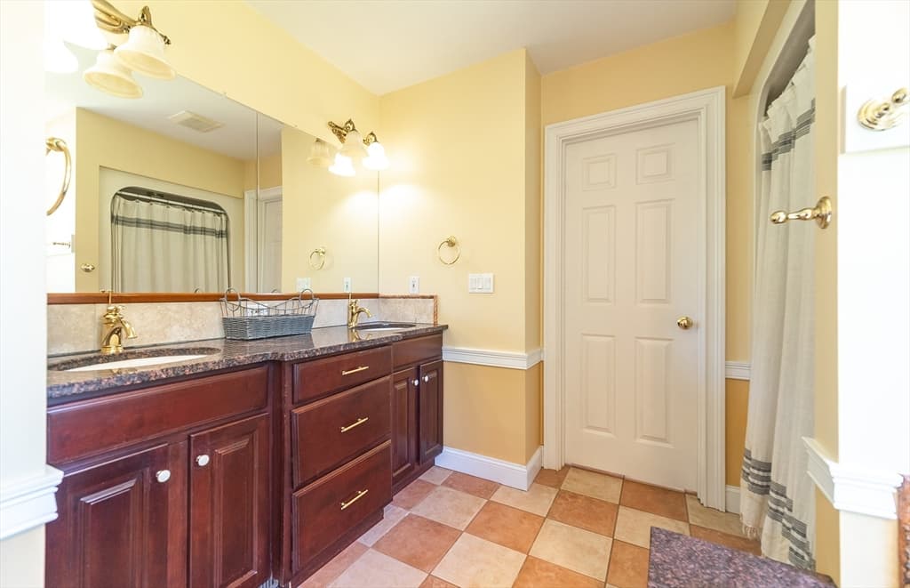 Single Family Residence at 28 Parker St, East Longmeadow MA 01028, East Longmeadow, photo 25 of 41