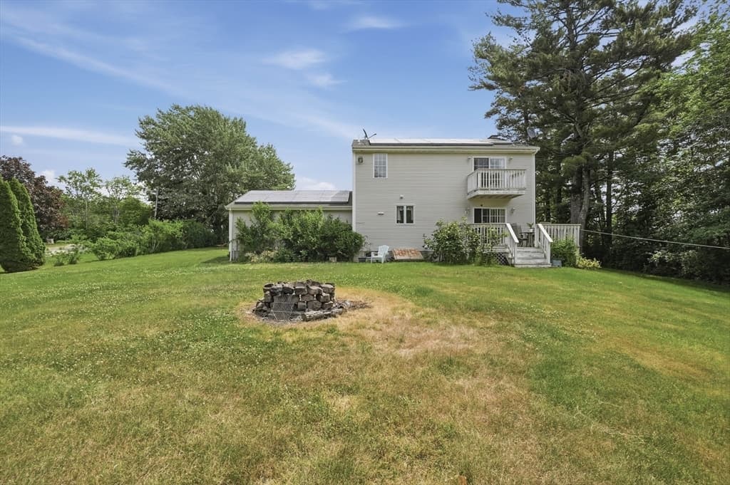 Single Family Residence at 1527 Main Street, Acushnet MA 02743, Acushnet, photo 6 of 32