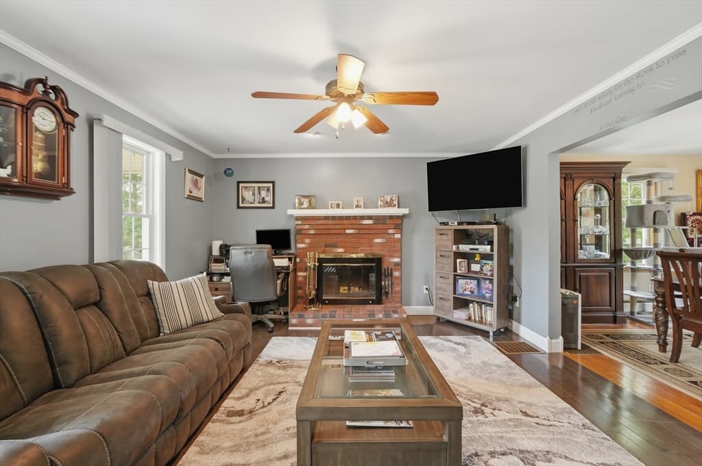 Single Family Residence at 1527 Main Street, Acushnet MA 02743, Acushnet, photo 8 of 32