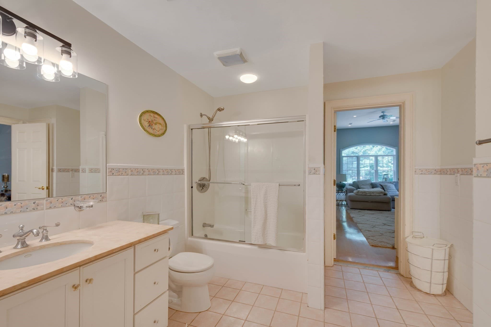 Single Family Residence at 4 Wren Circle, North Reading MA 01864, photo 24 of 42