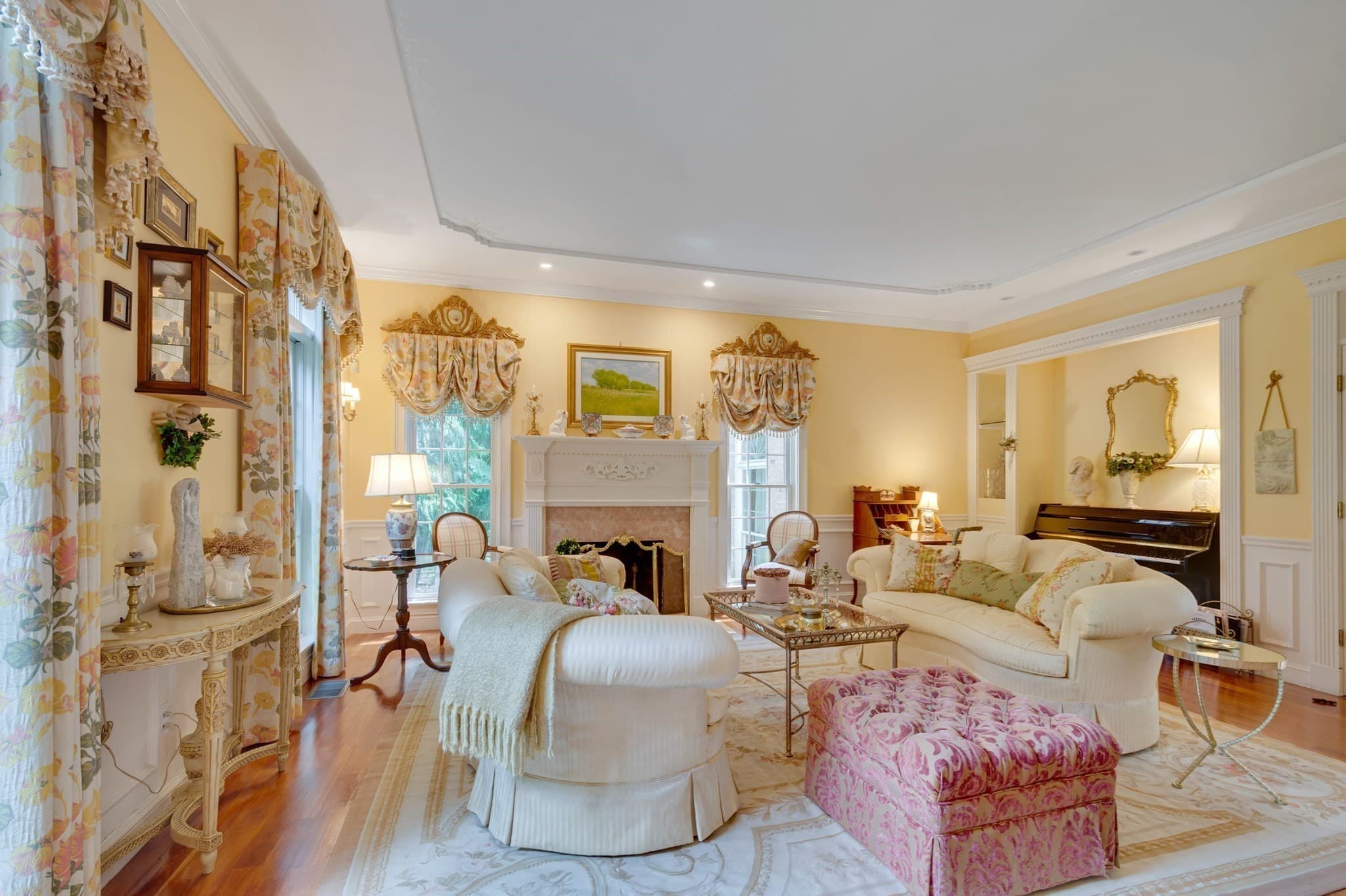Single Family Residence at 4 Wren Circle, North Reading MA 01864, photo 11 of 42