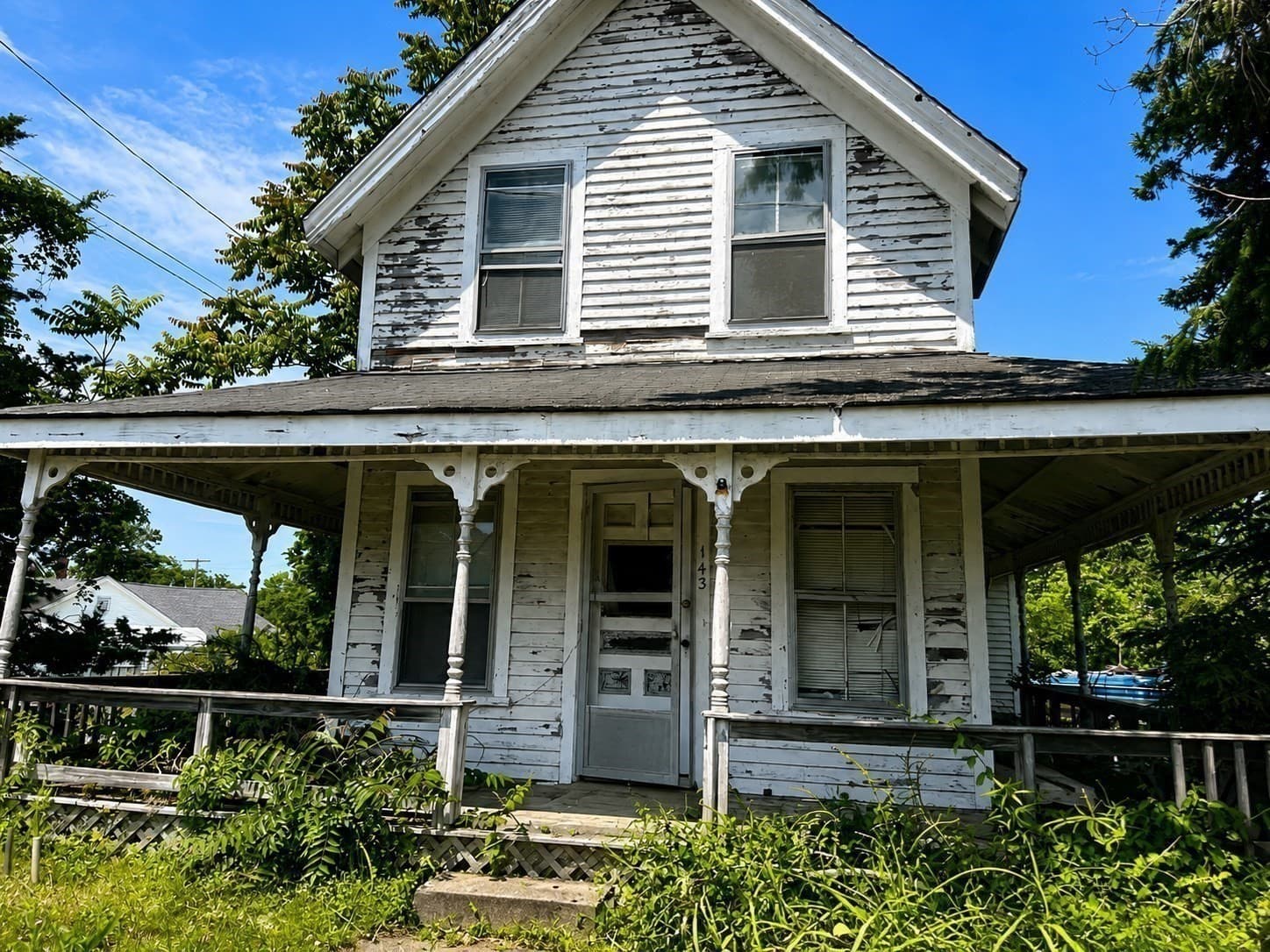 Duplex at 147 Onset Ave, Wareham MA 02558, Wareham, photo 2 of 8