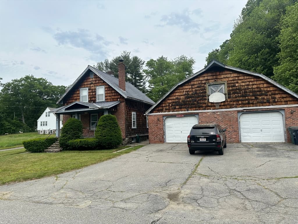 Single Family Residence at 11 Alpha Rd, Holden MA 01520, Holden
