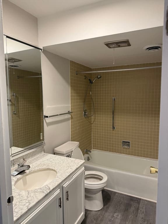 Condominium at 59 Jamestown Dr # 59, Springfield MA 01108, Springfield, photo 11 of 17