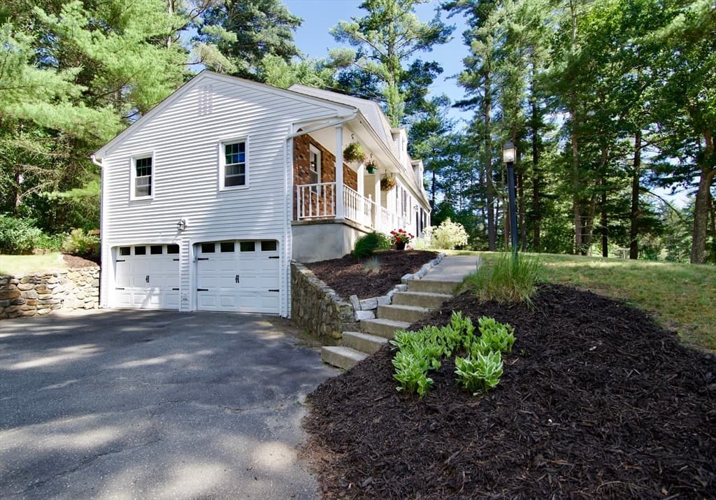 326 Flynt St, Palmer MA 01069 photo 40