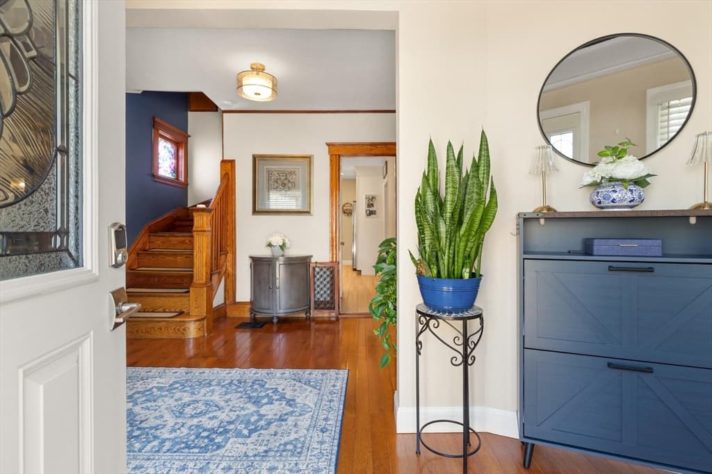 Single Family Residence at 31 Freeman Ave, Everett MA 02149, Everett, photo 4 of 40