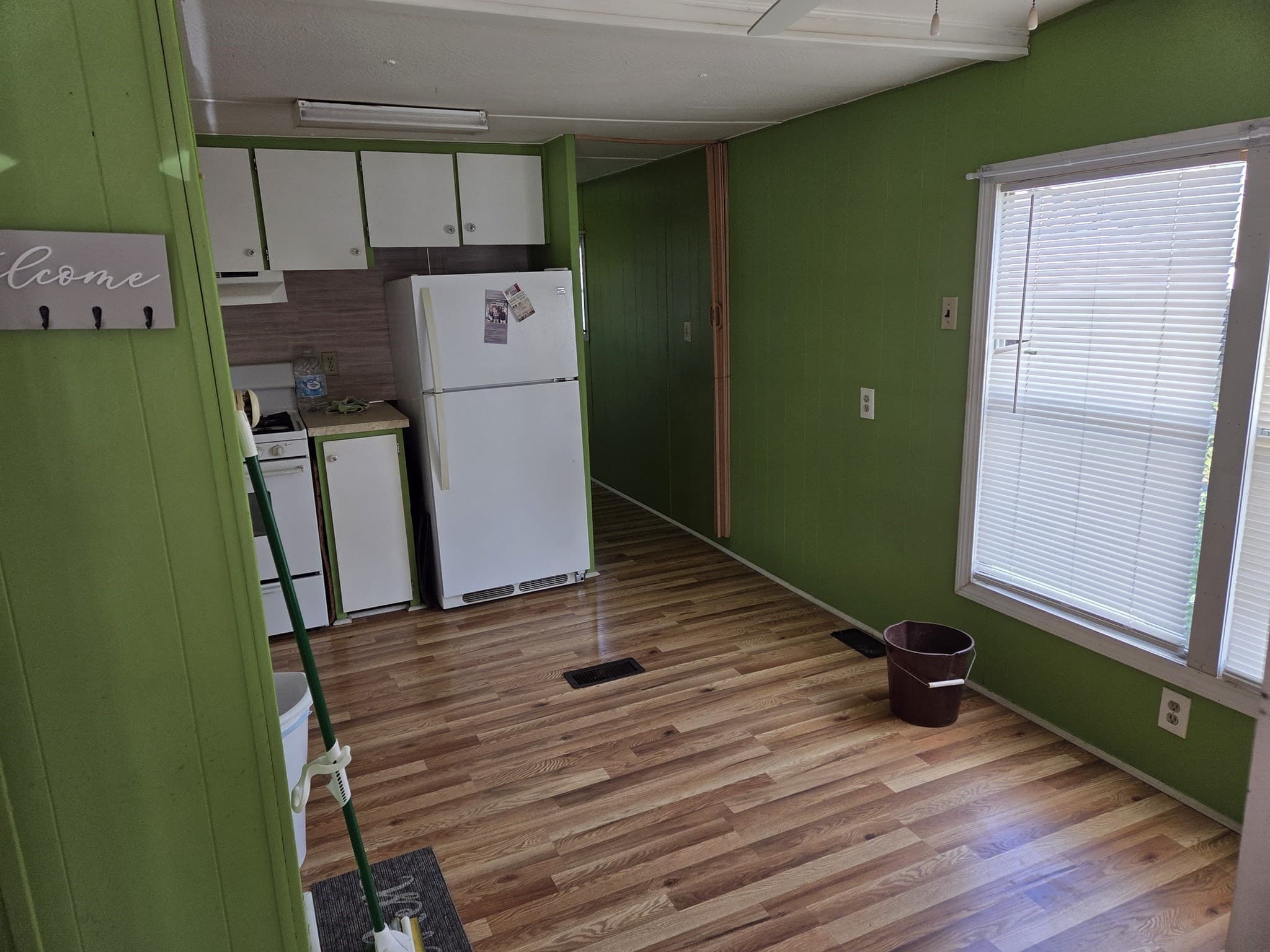 Mobile Home at 556 Central Street # 4, Leominster MA 01453, Leominster, photo 3 of 7