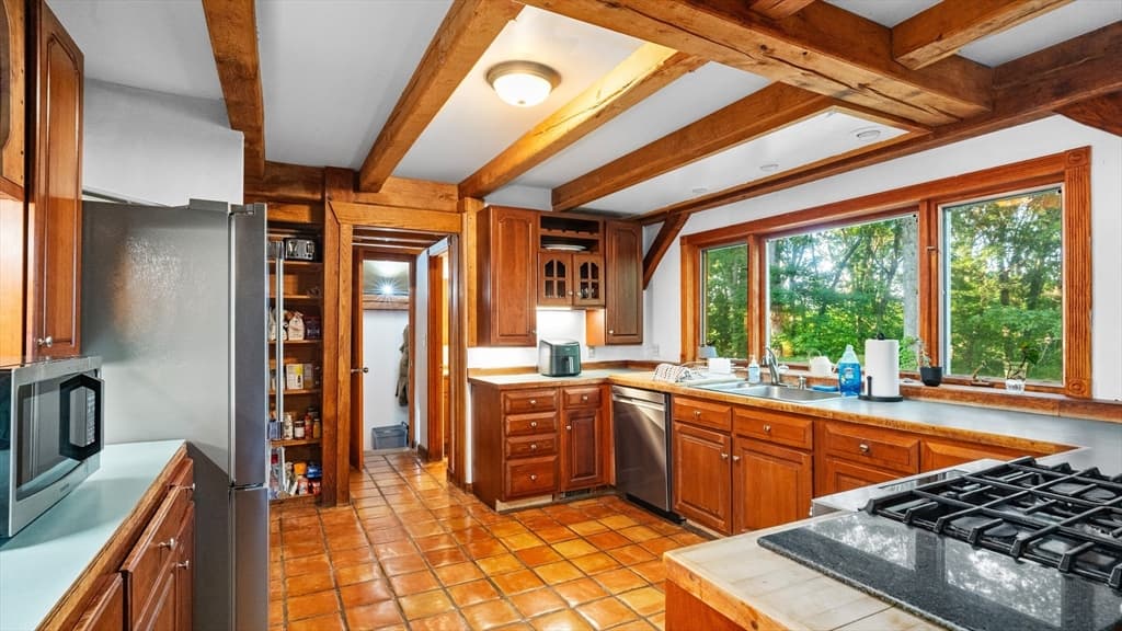 Single Family Residence at 285 Jacob St, Seekonk MA 02771, Seekonk, photo 14 of 42