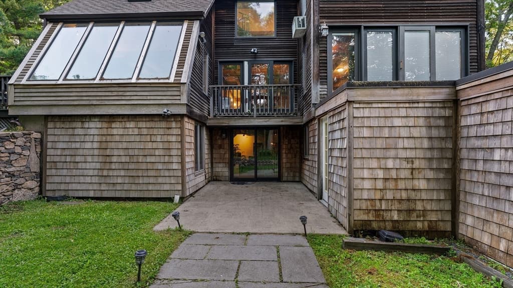 Single Family Residence at 285 Jacob St, Seekonk MA 02771, Seekonk, photo 35 of 42
