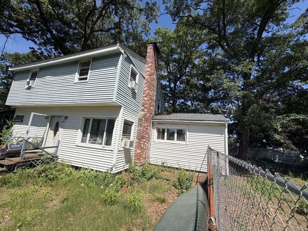 42 Birch Rd, Westford MA 01886