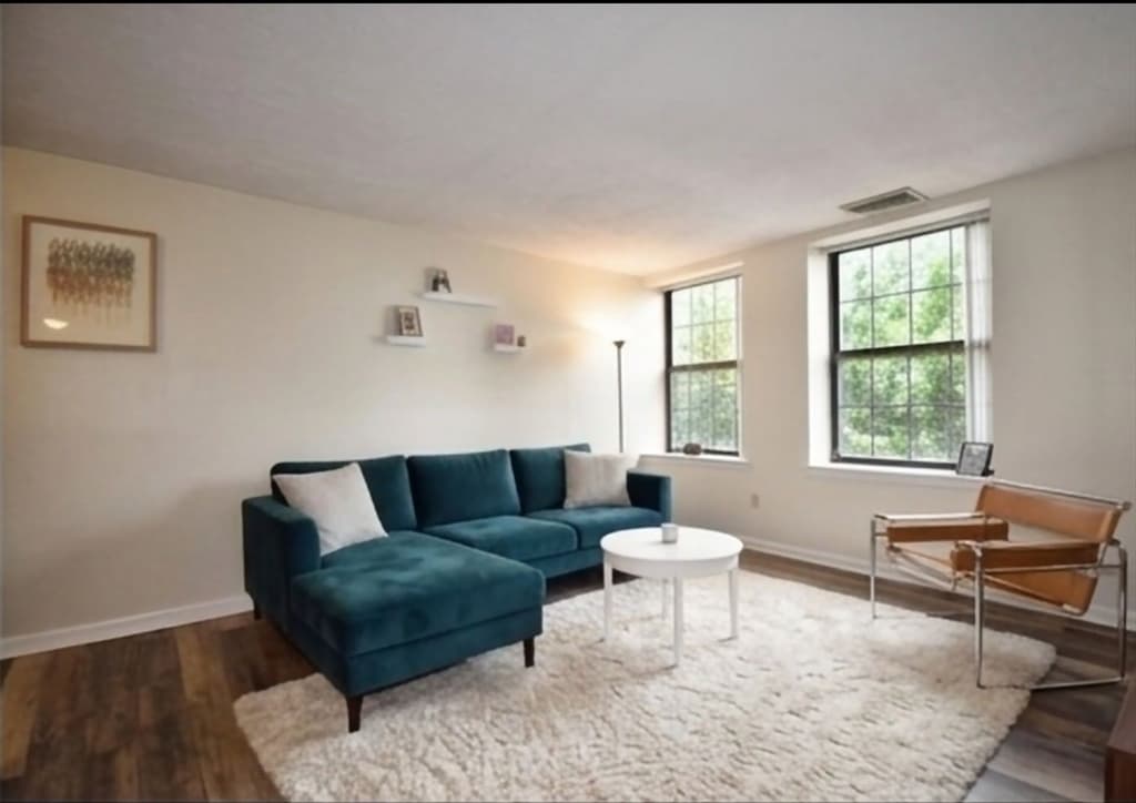 325 Plantation St # 213, Worcester MA 01604 photo 2