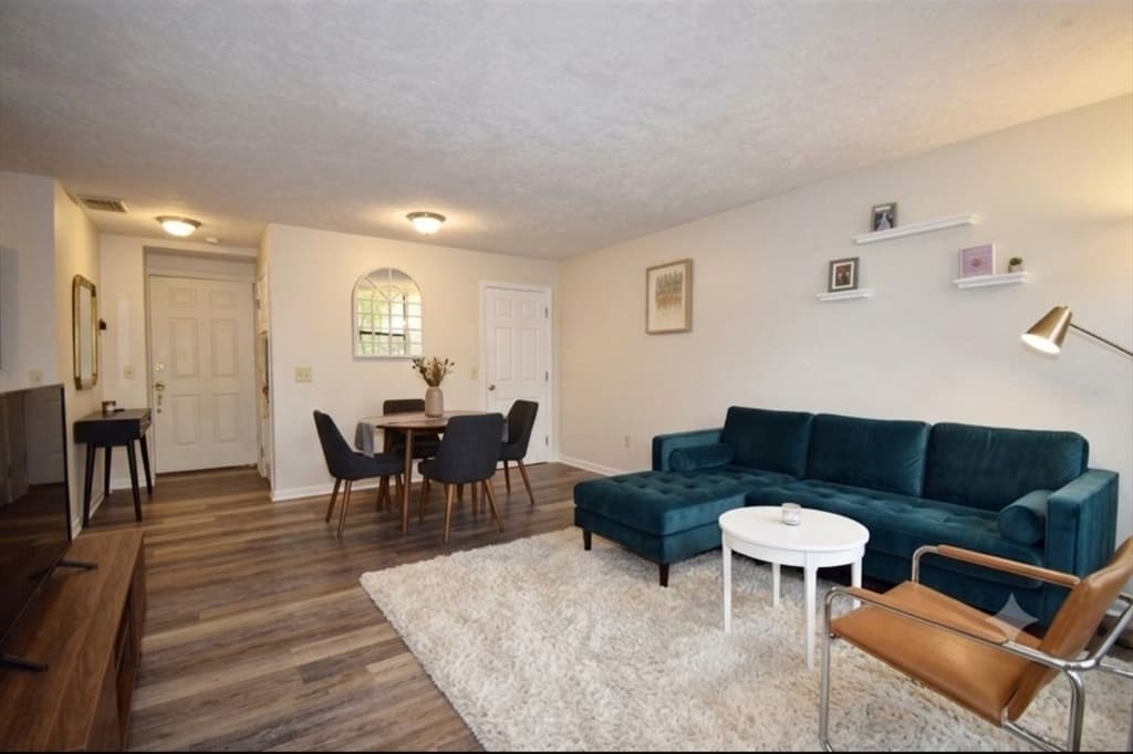 325 Plantation St # 213, Worcester MA 01604