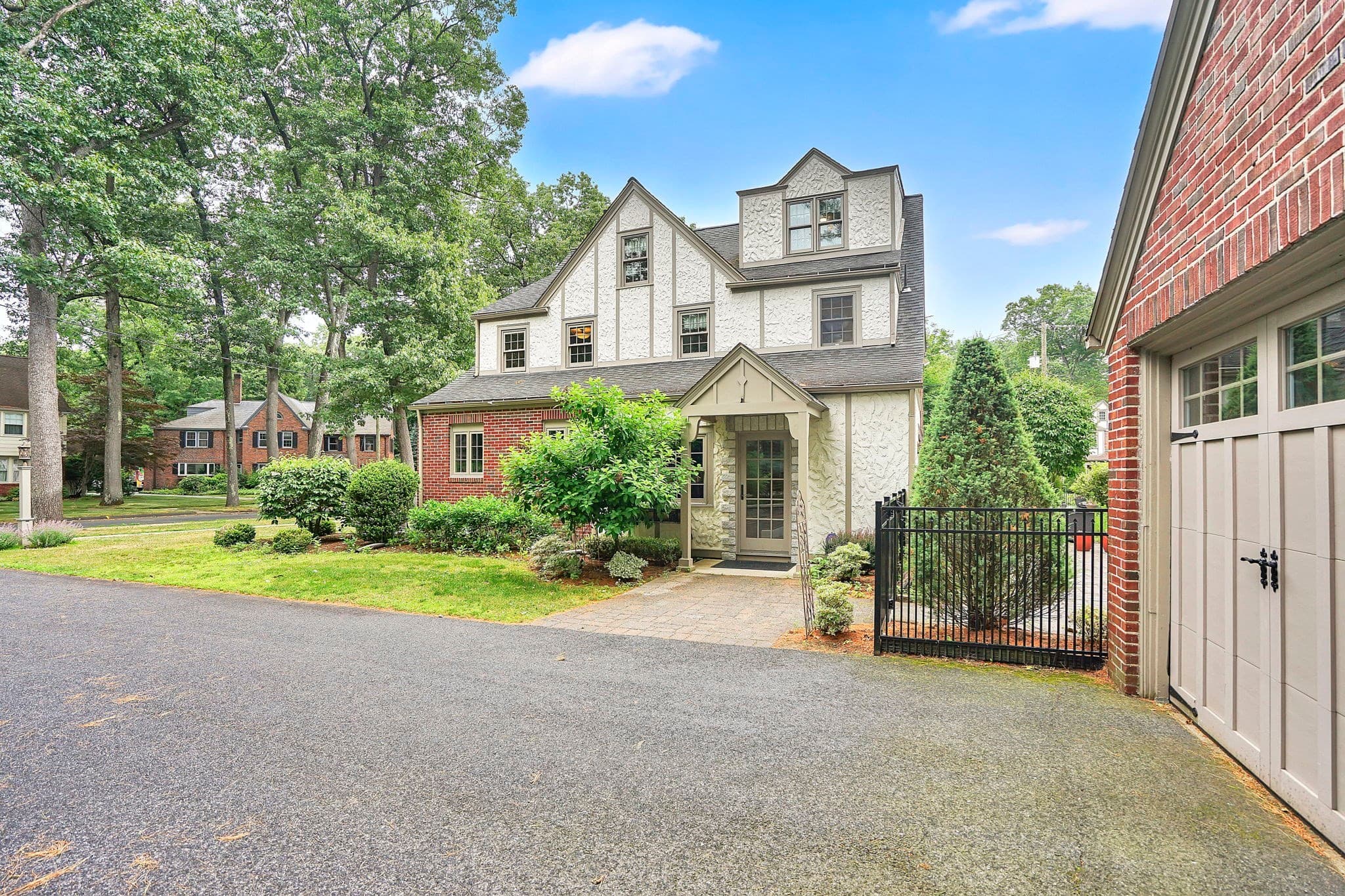 Single Family Residence at 70 Dover Road, Longmeadow MA 01106, photo 36 of 37
