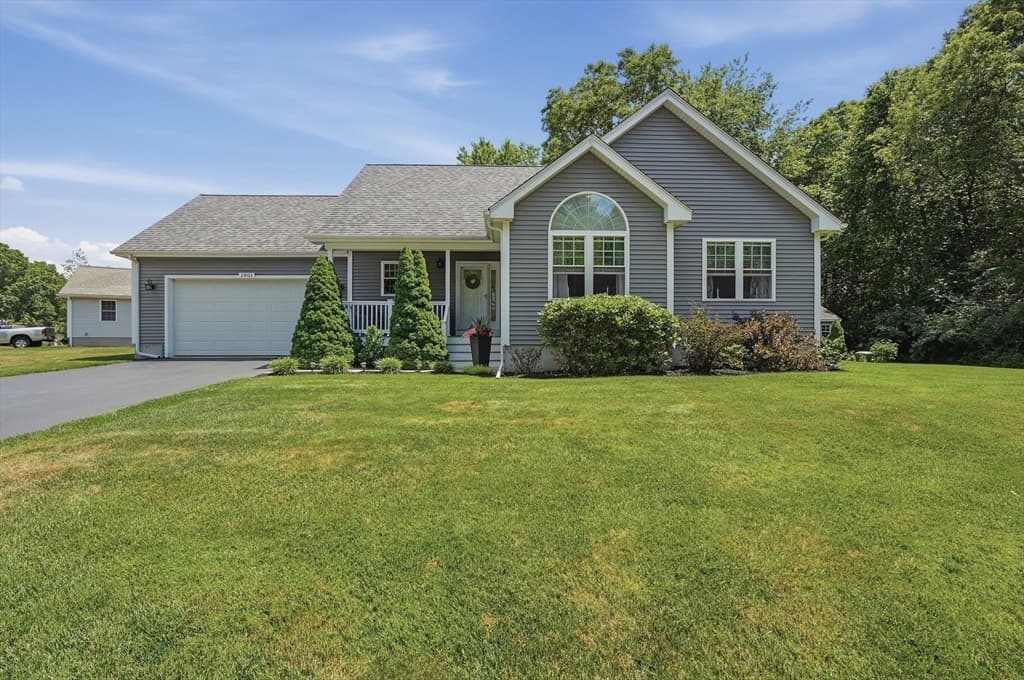 1001 Bayberry Drive, Dighton MA 02715 photo 2