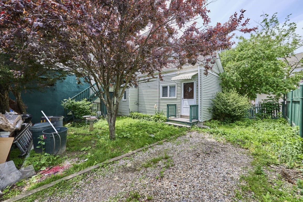3 Family at 55 Elm St, Somerville MA 02144, Somerville, photo 5 of 41