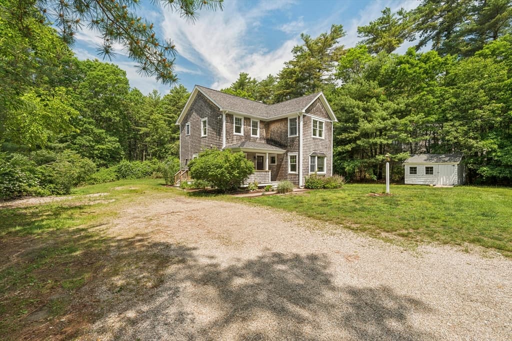 23 Crystal Spring Road, Mattapoisett MA 02739