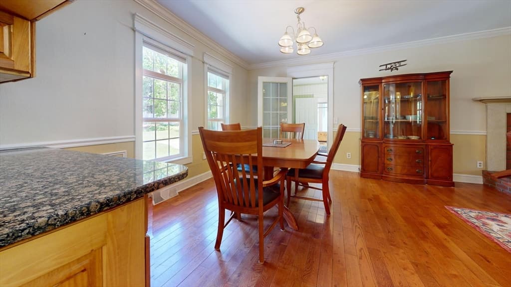 Single Family Residence at 3 Windmill Rd, Bourne MA 02532, photo 15 of 42